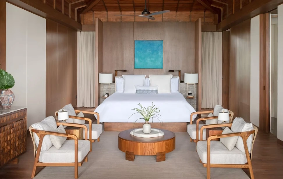 CenSo HOME Tropical Elegance with Wooden Accents Hotel bedroom furniture