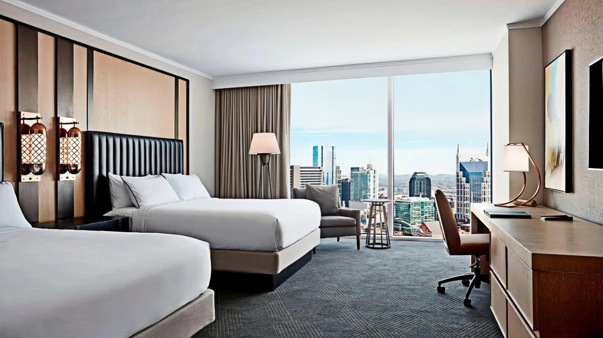 Modern Urban Comfort Hotel Room Design