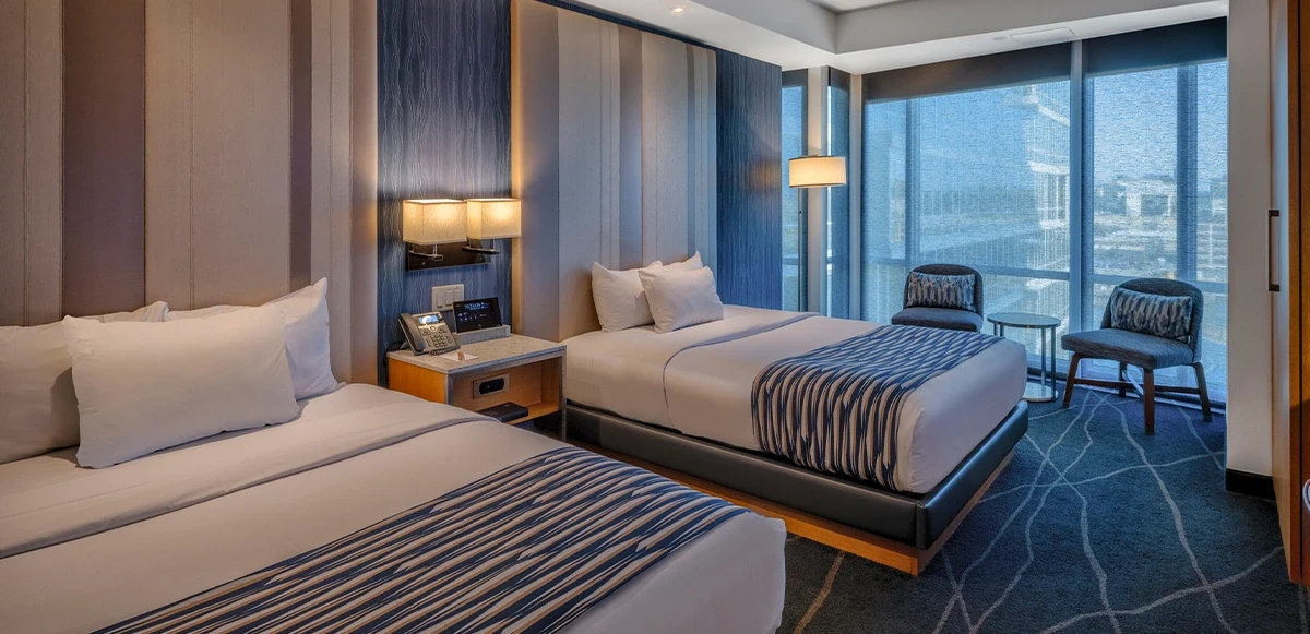 Sleek Twin Modernity Hotel Room Design