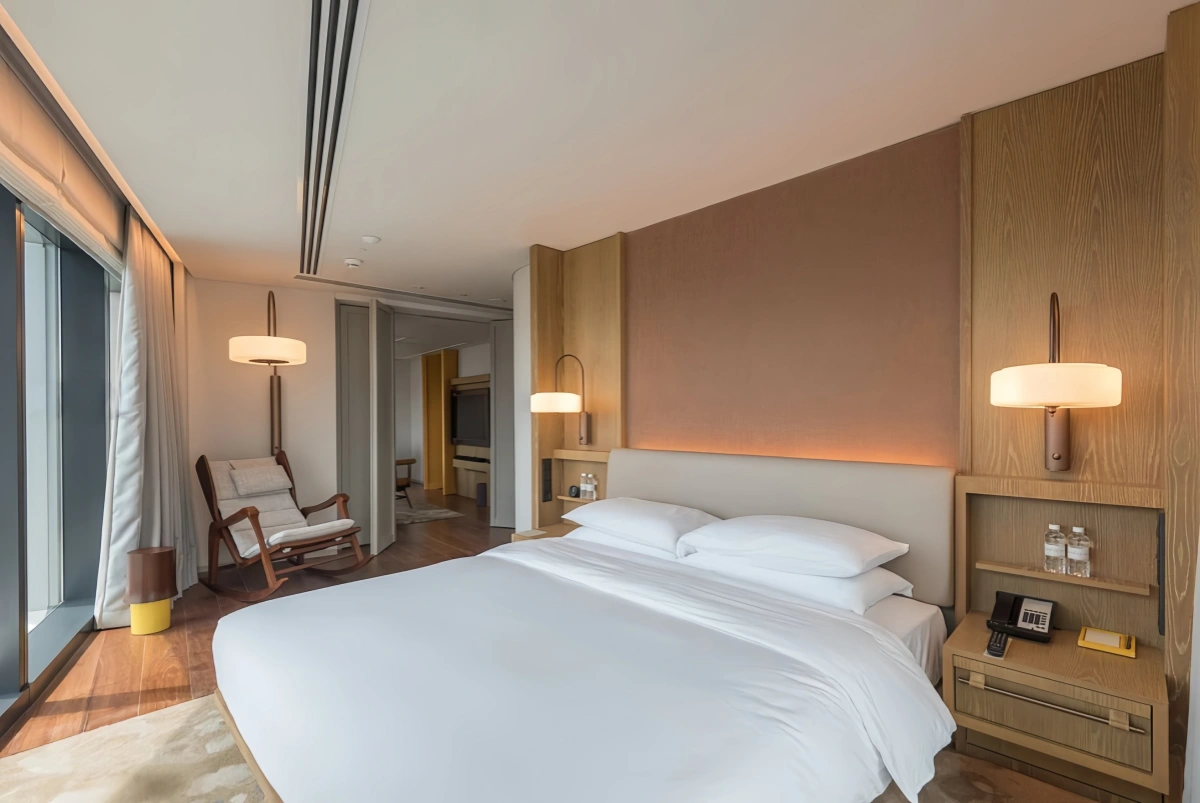 CenSo Home Decor Hotel Bedroom with furniture