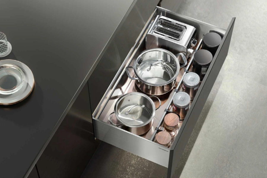 CenSo Home full extension and soft-close kitchen cabinet