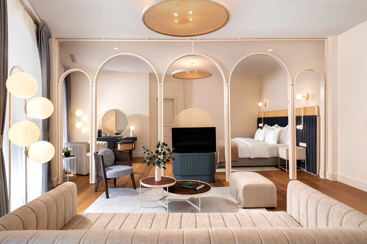 Luxury Hotel Bedroom Ideas 7